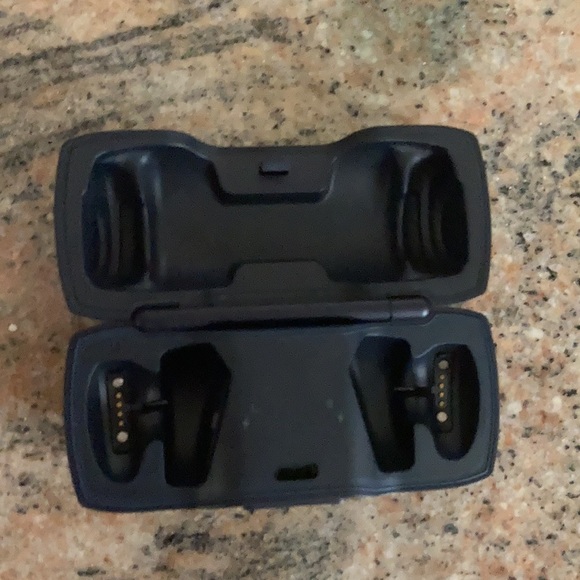 Bose soundsport wireless earbuds charging case - Picture 4 of 7